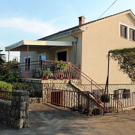 Apartment Mare Krk Milohnici Buitenkant foto