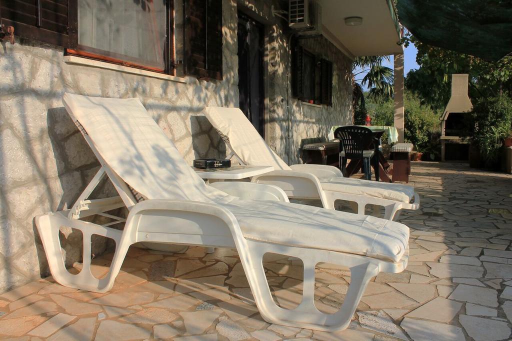 Apartment Mare Krk Milohnici Buitenkant foto